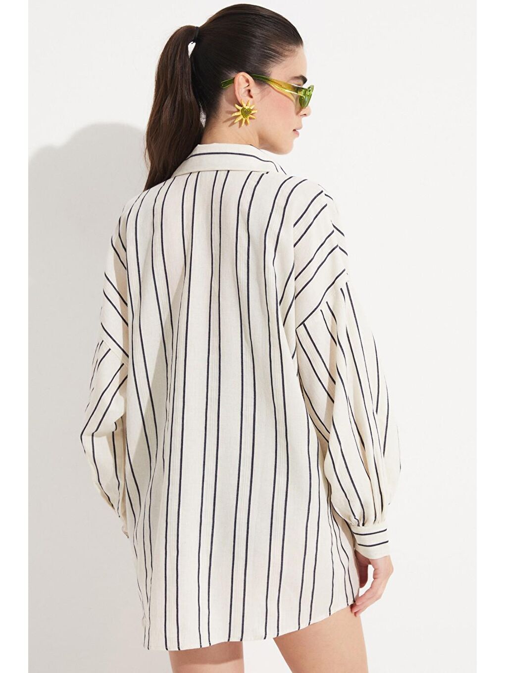 Lacivert Kadın Pamuk Karışımlı Çizgili Bol Kesim Gömlek-4