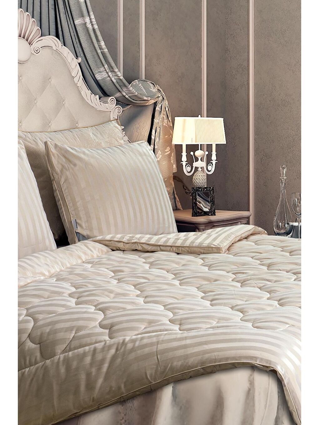 Majesti Yorgan Çift Kişilik Bej 195x215 cm-2