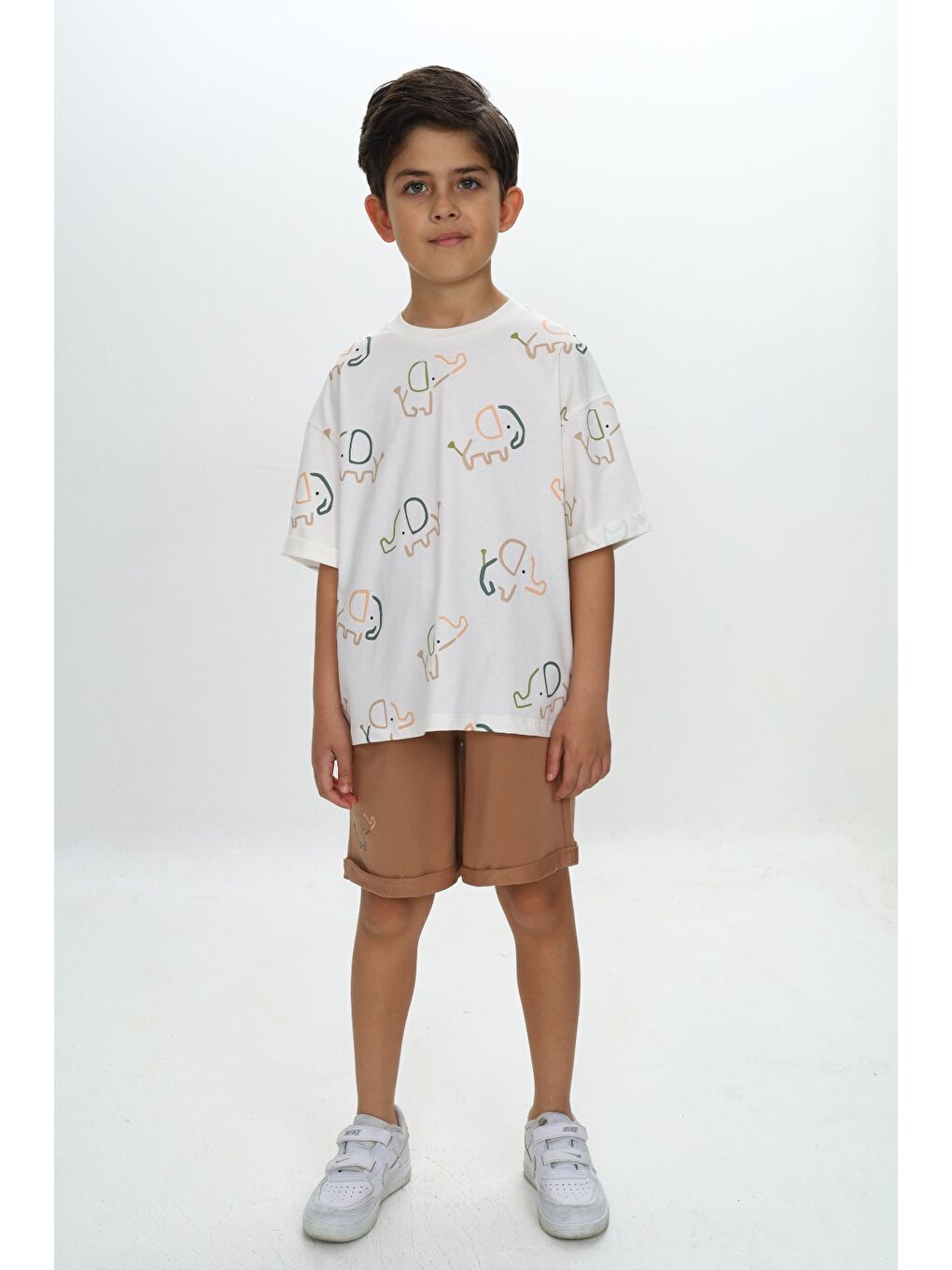 Kahverengi Erkek Çocuk Fil Baskılı Şortlu Takım-4