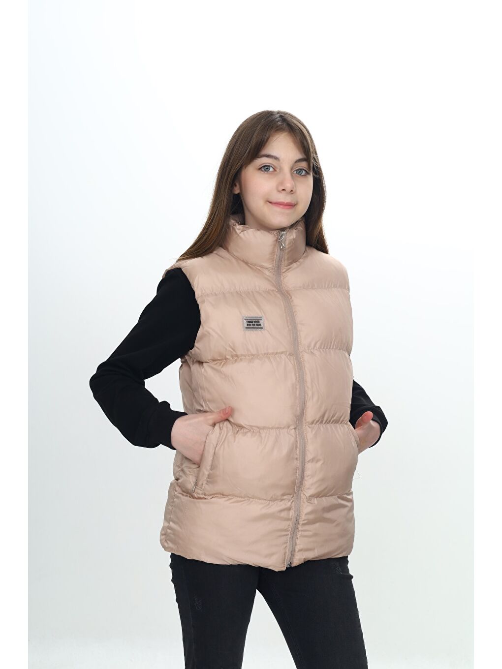 Bej Kız Çocuk Göğsü Armalı Şişme Yelek-1