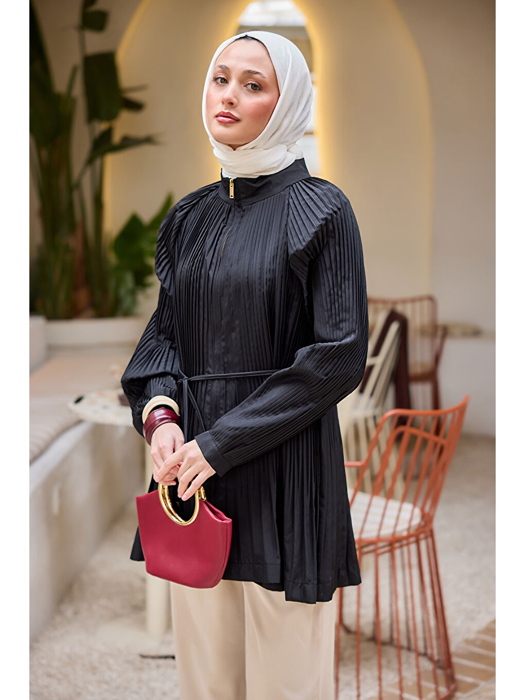 Kadın Micro Pileli Kısa Trenç Siyah-1