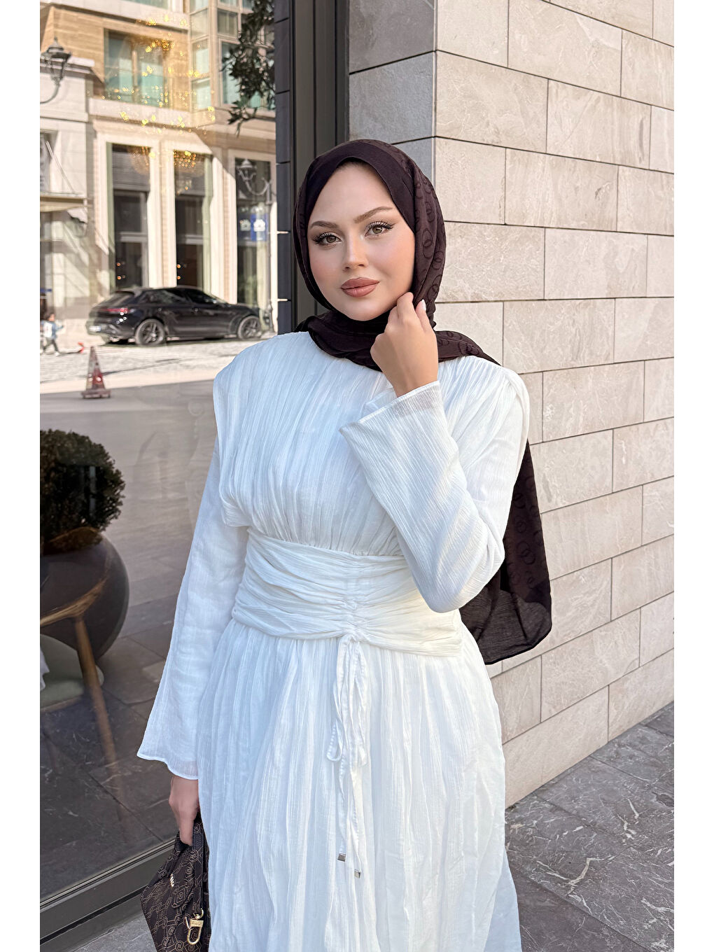 Kadın Pilise Bel Kuşaklı Tül Detay Elbise Beyaz-3