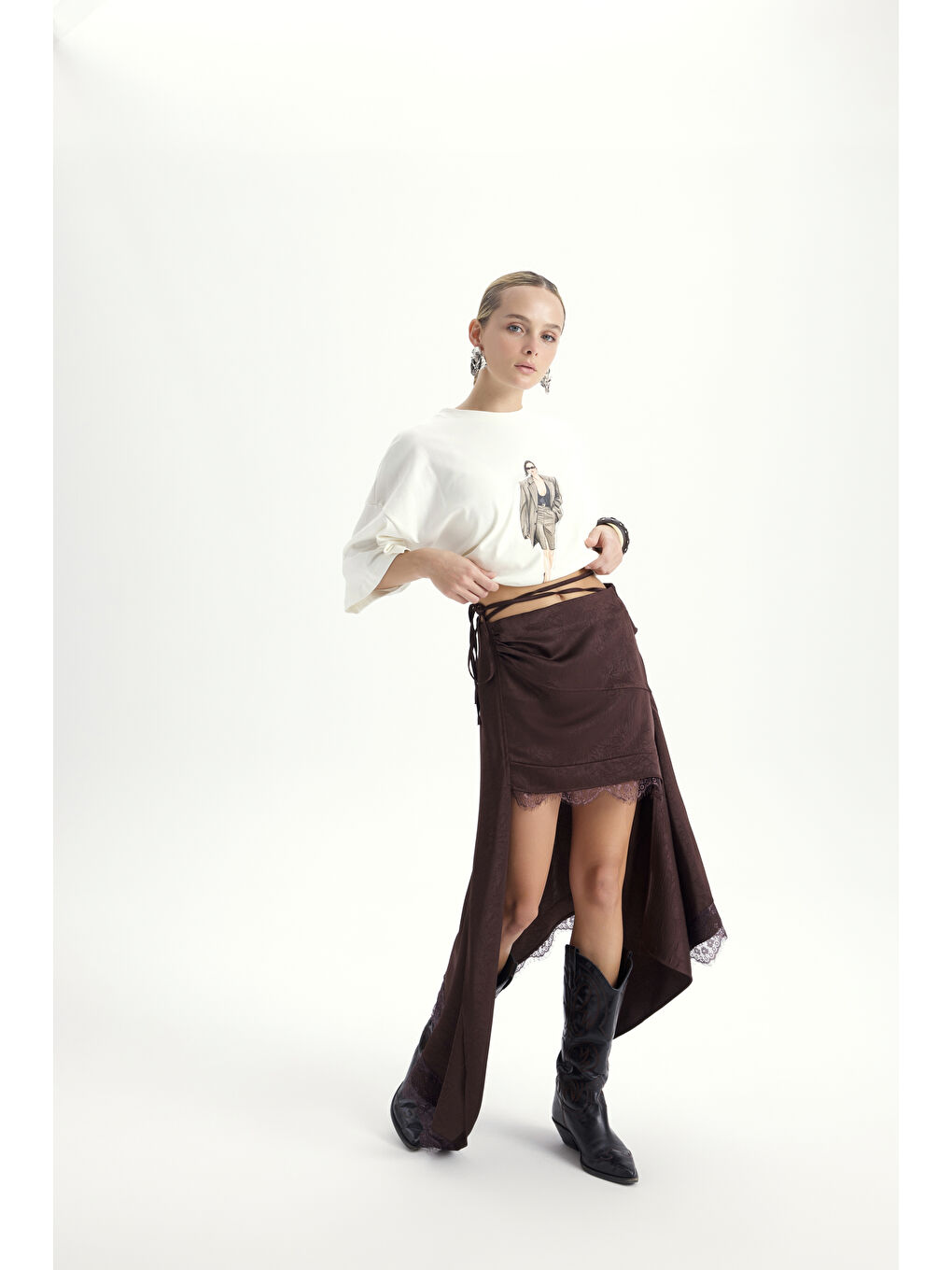 Kahverengi Morlina Dantel Detay Kahve Saten Etek-1