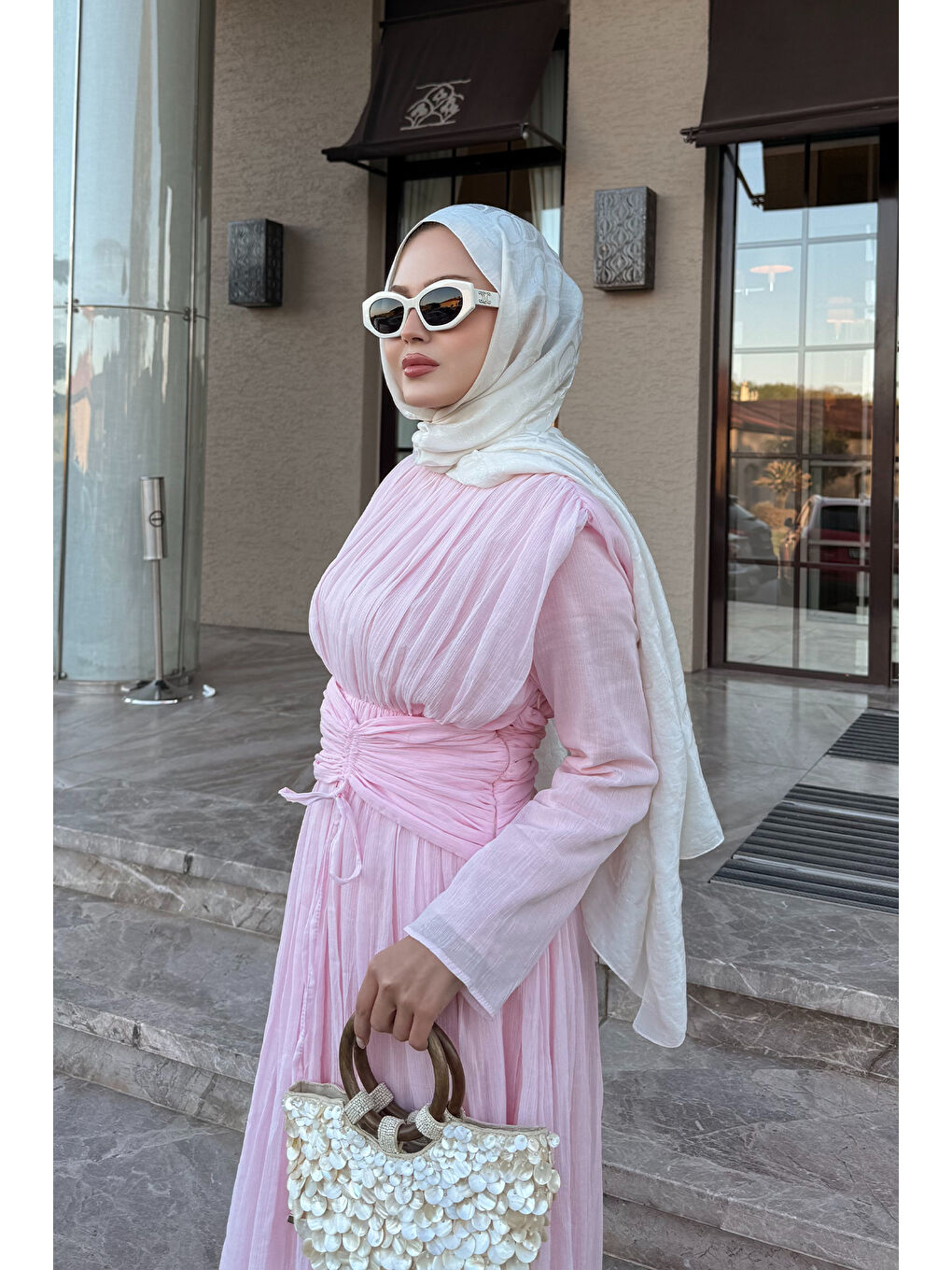 Kadın Pilise Bel Kuşaklı Tül Detay Elbise Pembe-4