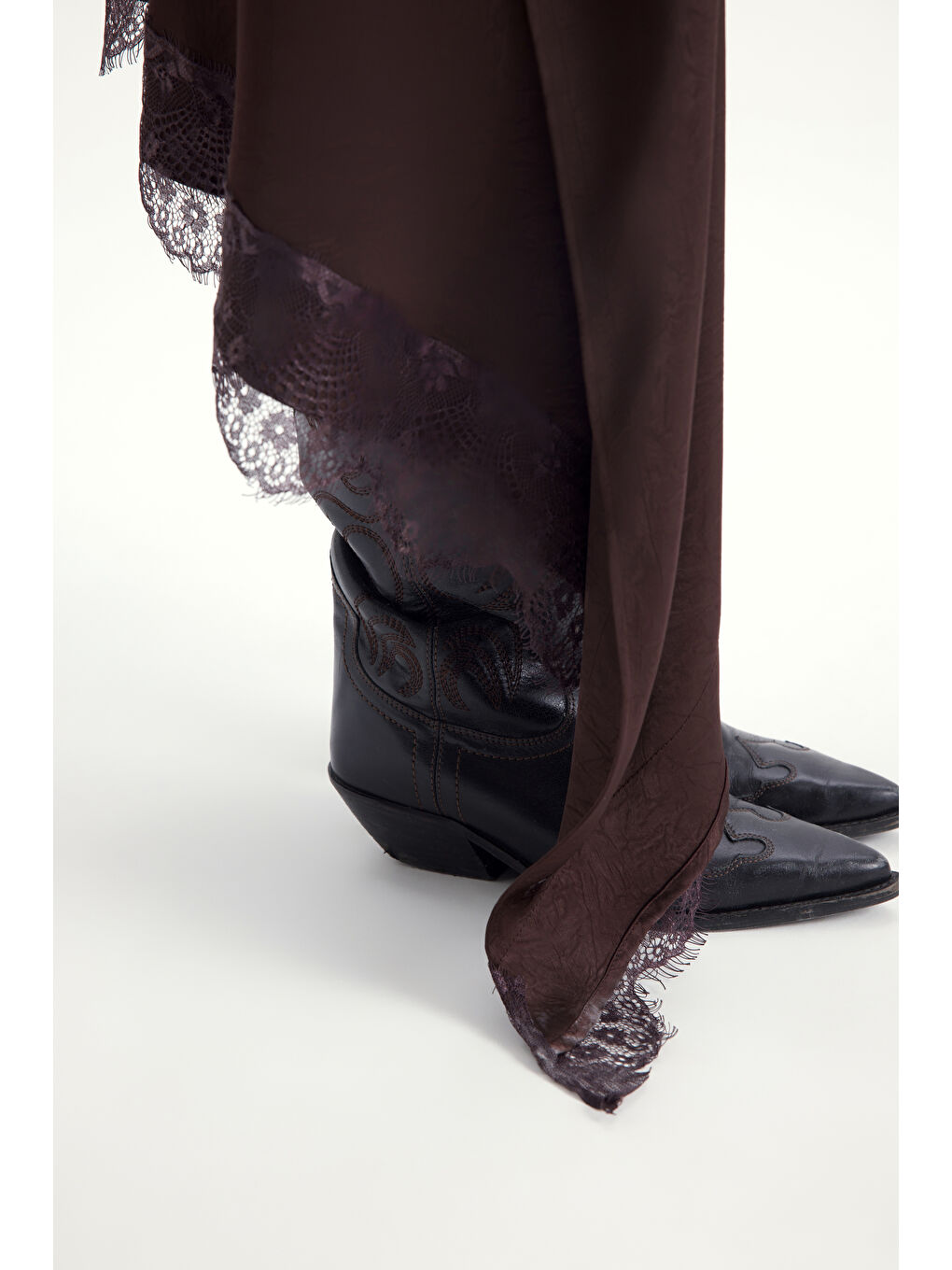 Kahverengi Morlina Dantel Detay Kahve Saten Etek-7