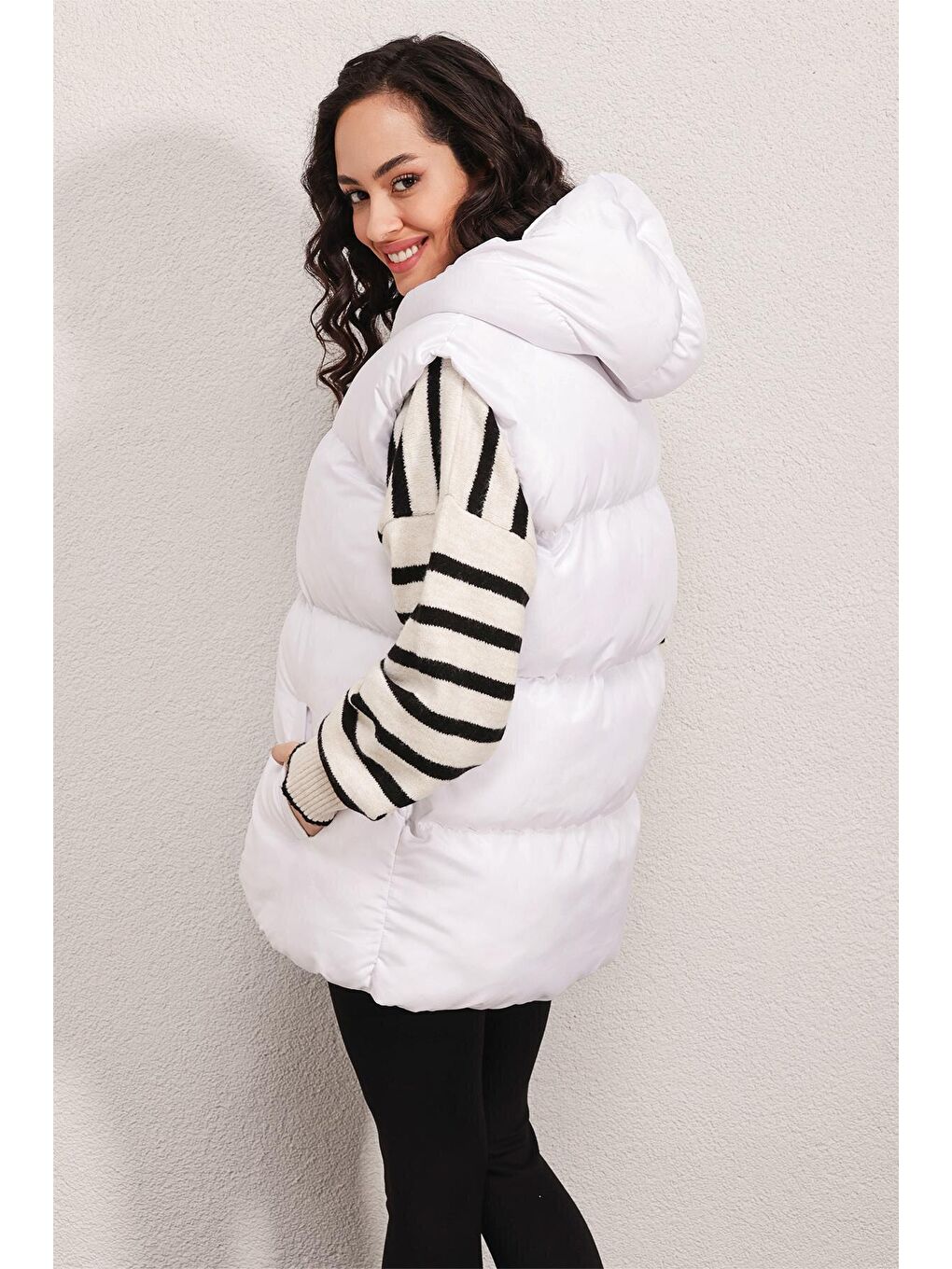 6787 Kısa Şişme Yelek - Beyaz-5