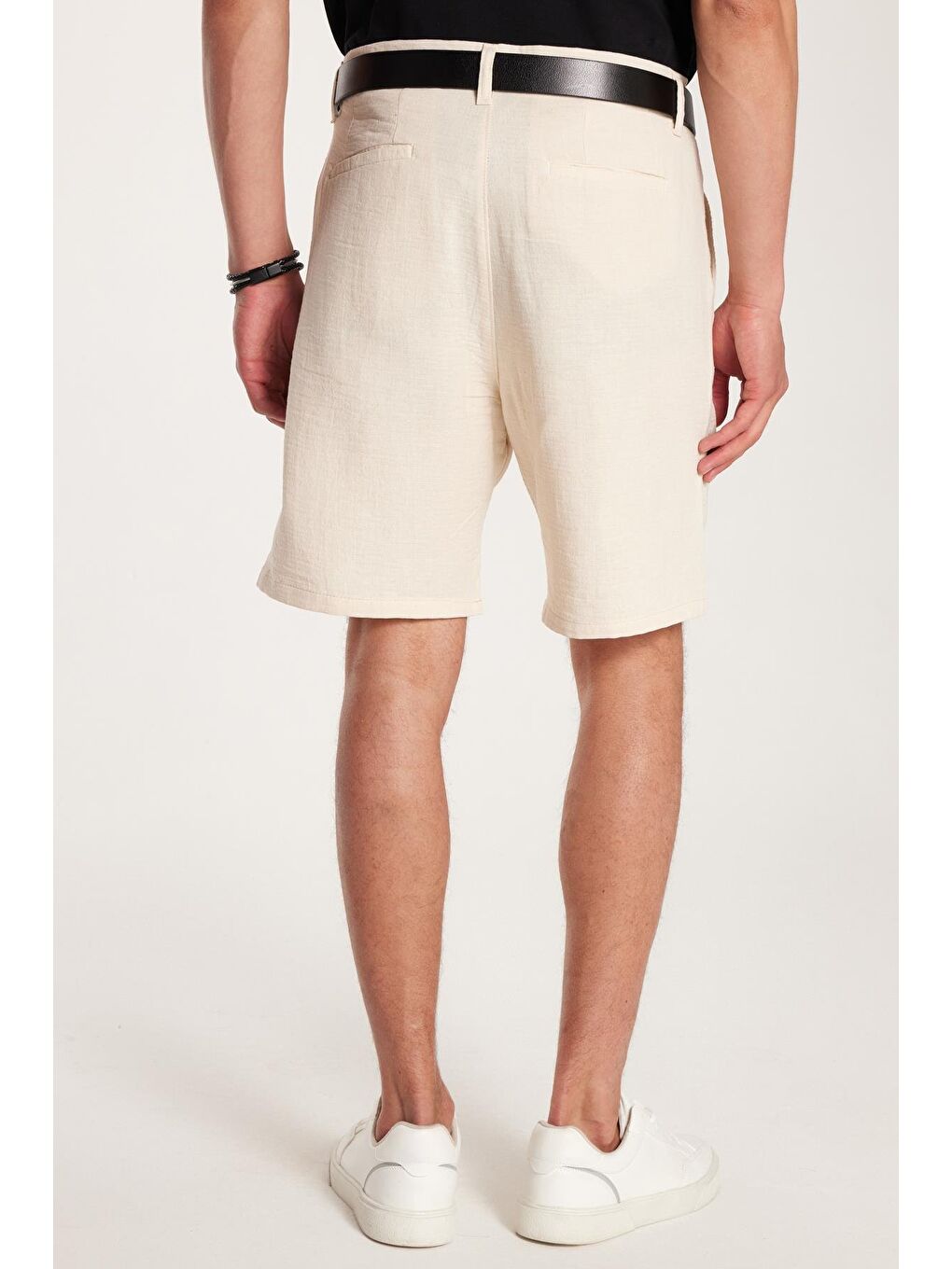 Erkek Regular Rahat Kesim Yandan Cepli Fermuarlı Bermuda Bej Şort-5