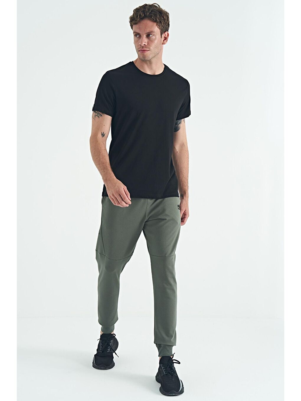 AIR JONES Calvin Siyah Basic Erkek T-Shirt - 88245 - 3