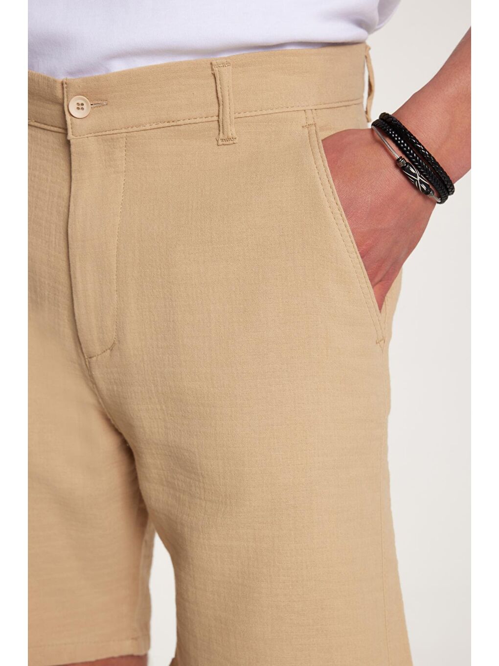 Kahverengi Erkek Regular Rahat Kesim Yandan Cepli Fermuarlı Bermuda Şort-1