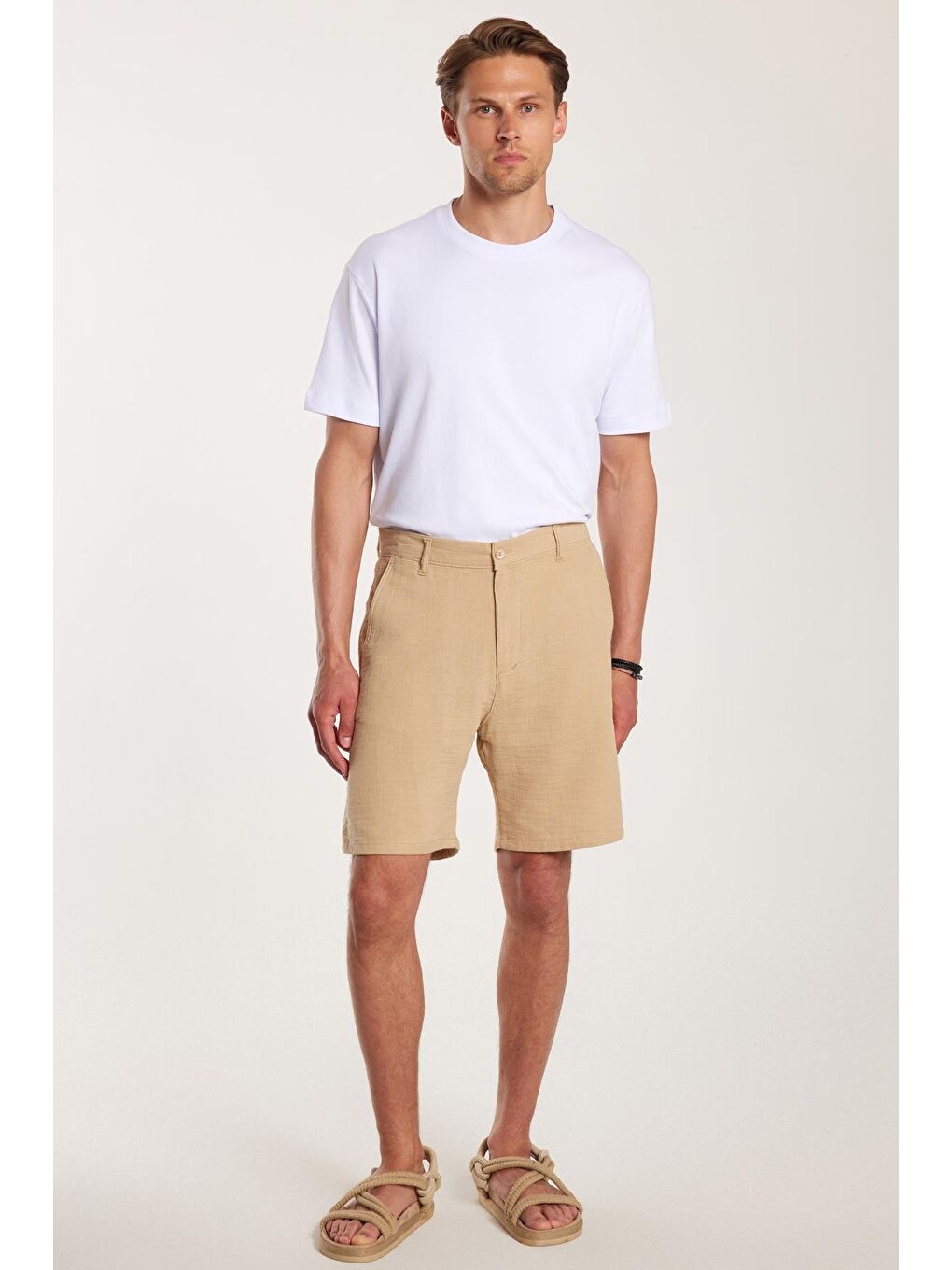 Kahverengi Erkek Regular Rahat Kesim Yandan Cepli Fermuarlı Bermuda Şort-4