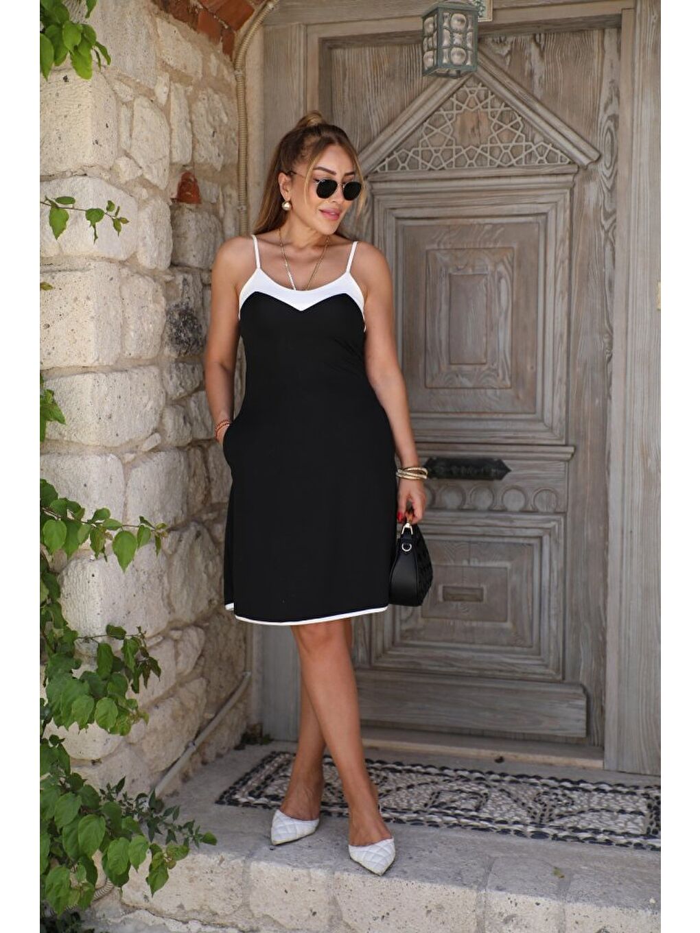 Siyah Kadın Ip Askılı Geniş V Yakalı çift Renkli Janjan Krep Elbise