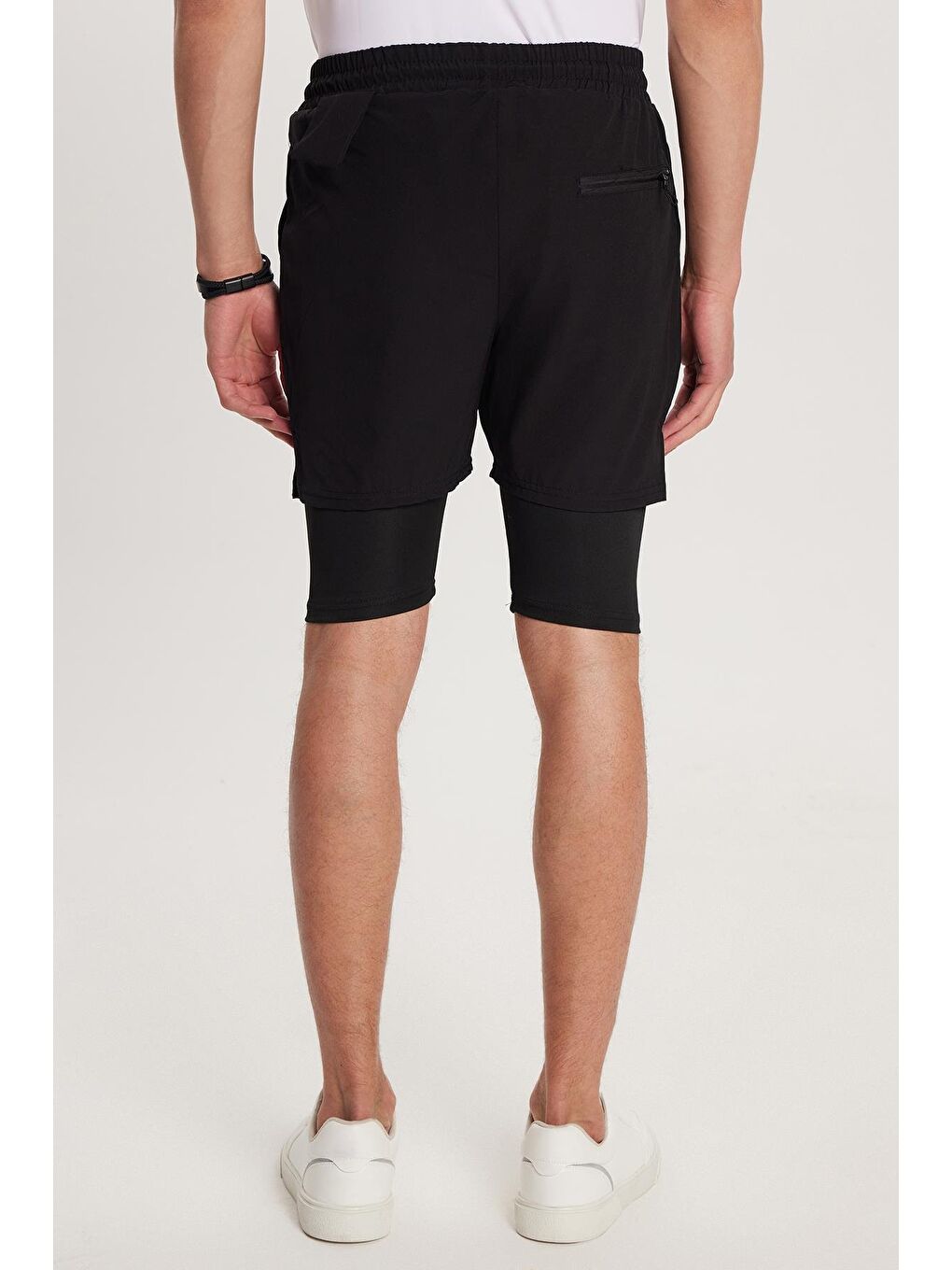 Erkek Standart Fit Normal Kesim Sporcu Taytlı Dokuma Siyah Şort-4