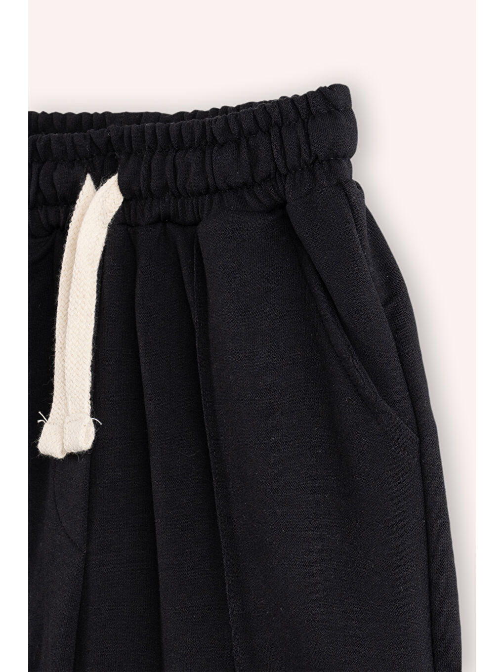 Erkek Çocuk Şort Siyah-1