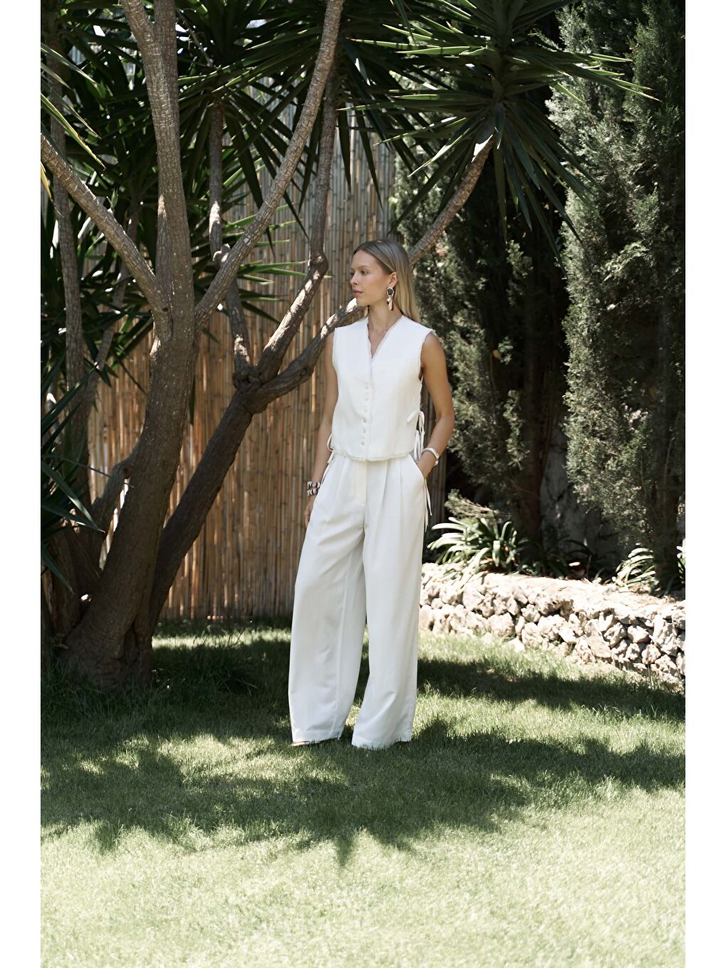 Shonas Bağcık Detay Ekru Yelek Pantolon Takım-1