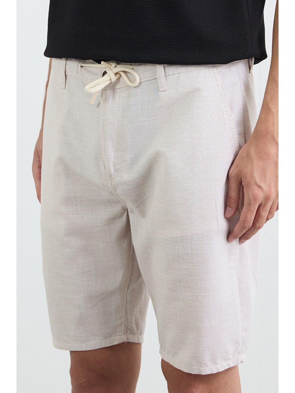 Bej Kırçıllı Beli Bağlamalı Cepli Şort-4