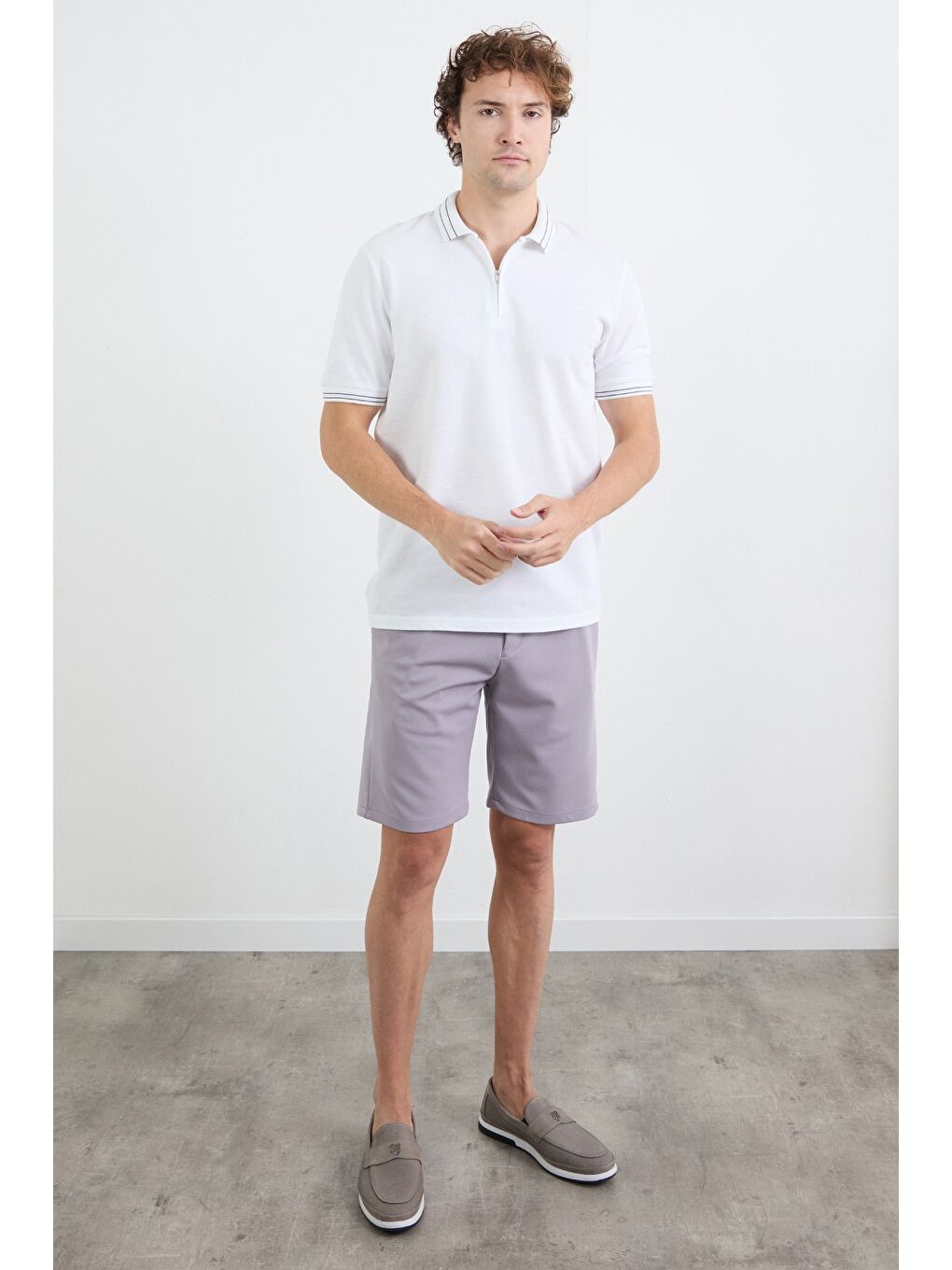 Gri Beli Bağlamalı Cepli Şort