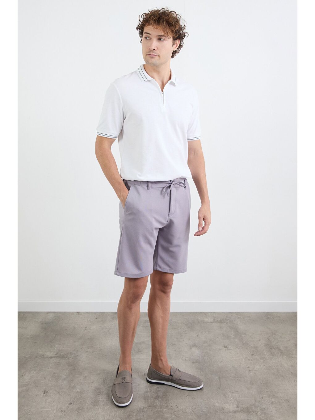 Gri Beli Bağlamalı Cepli Şort-2