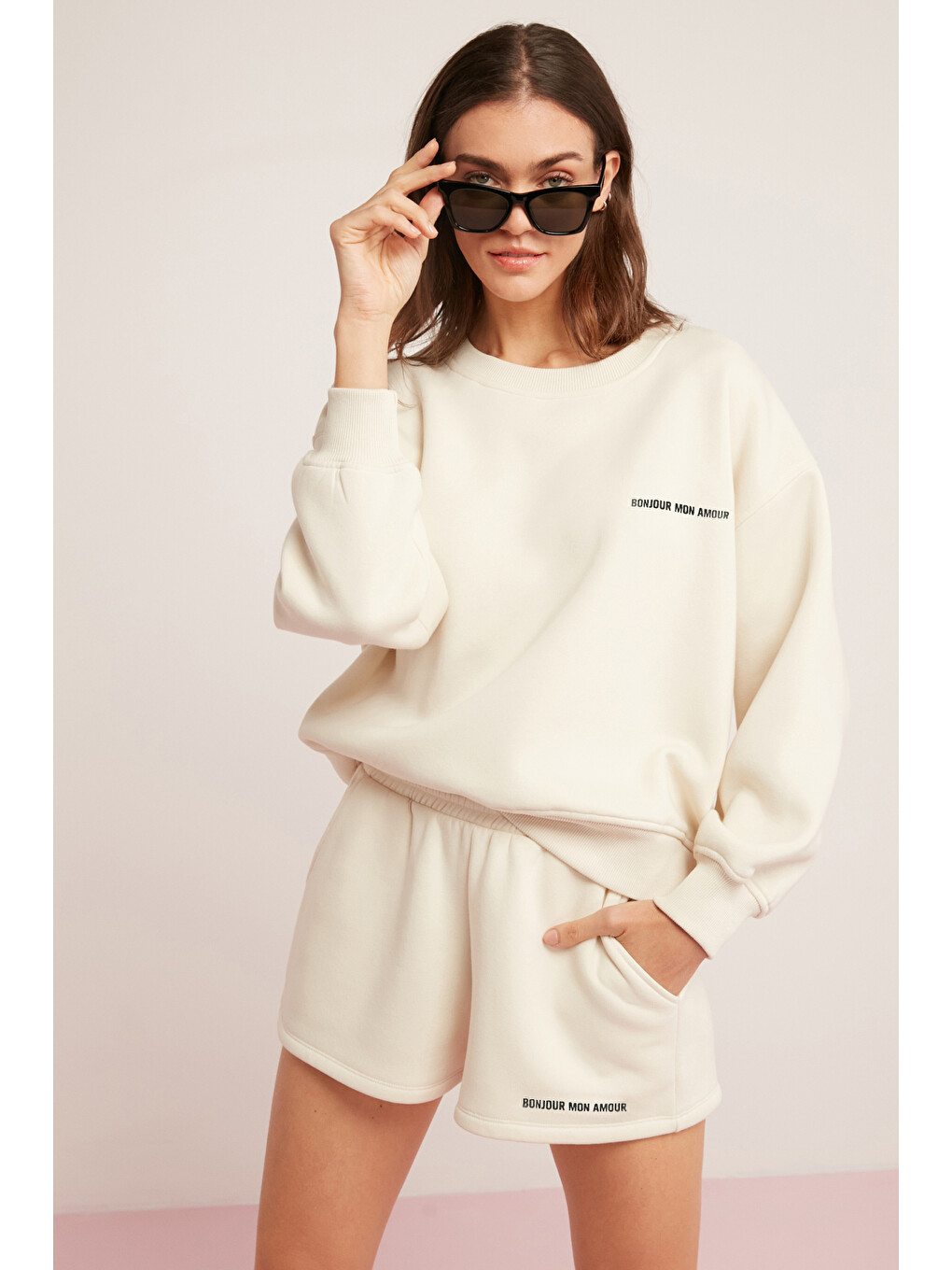 Bej Sandra Kadın Pamuklu Içi Polarlı Yumuşacık Göğsü Baskılı Yuvarlak Yaka Comfort Vanilya Sweatshirt-5