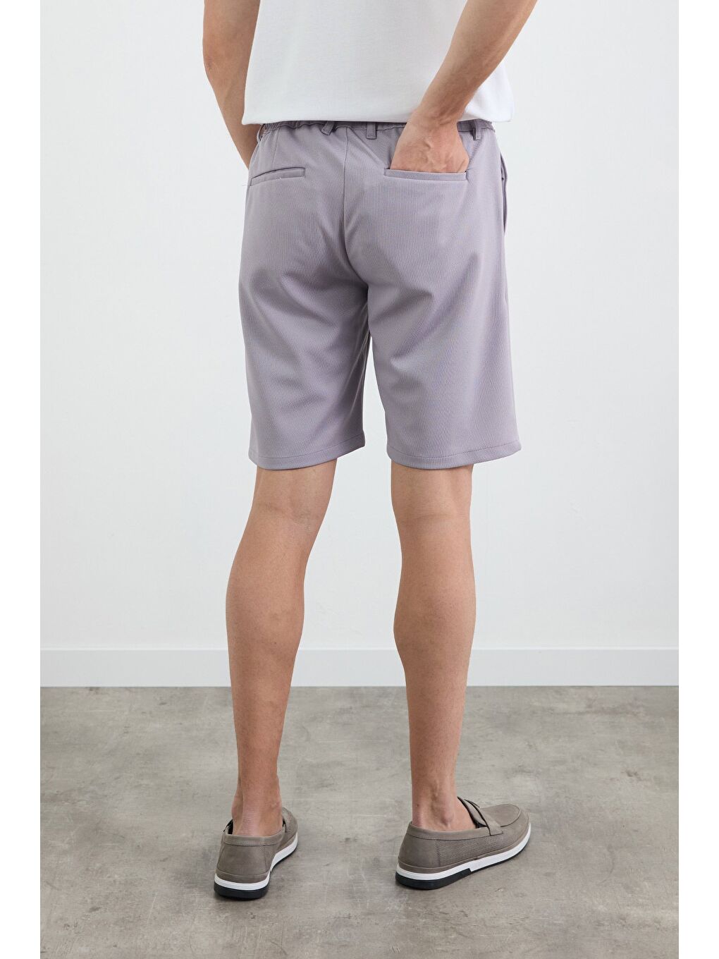 Gri Beli Bağlamalı Cepli Şort-3