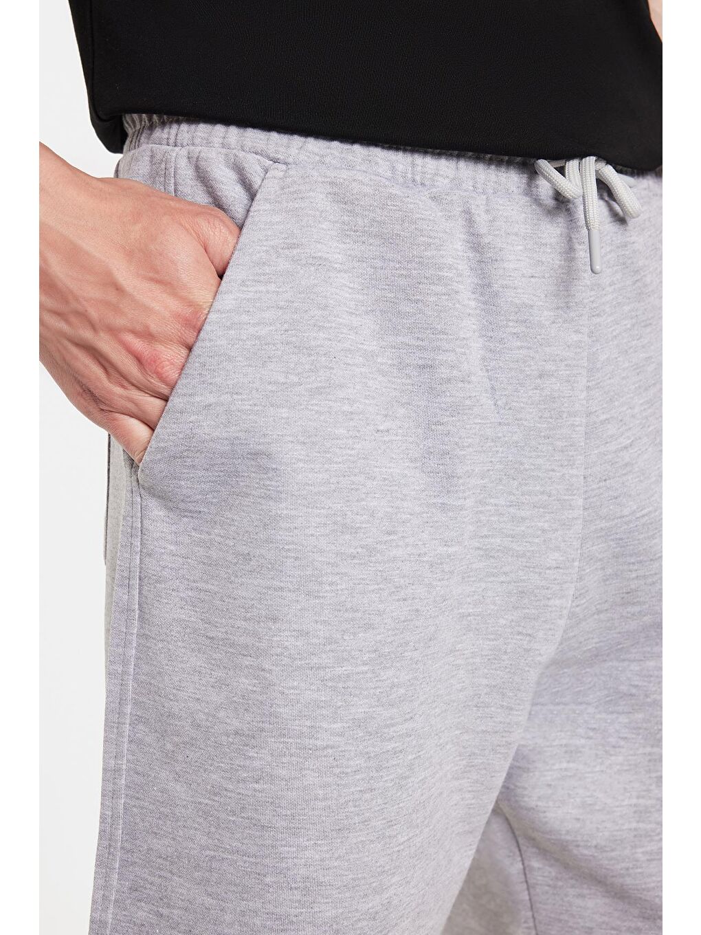 Erkek Relax Fit Rahat Kesim Yandan Cepli Gri Bermuda Şort-1