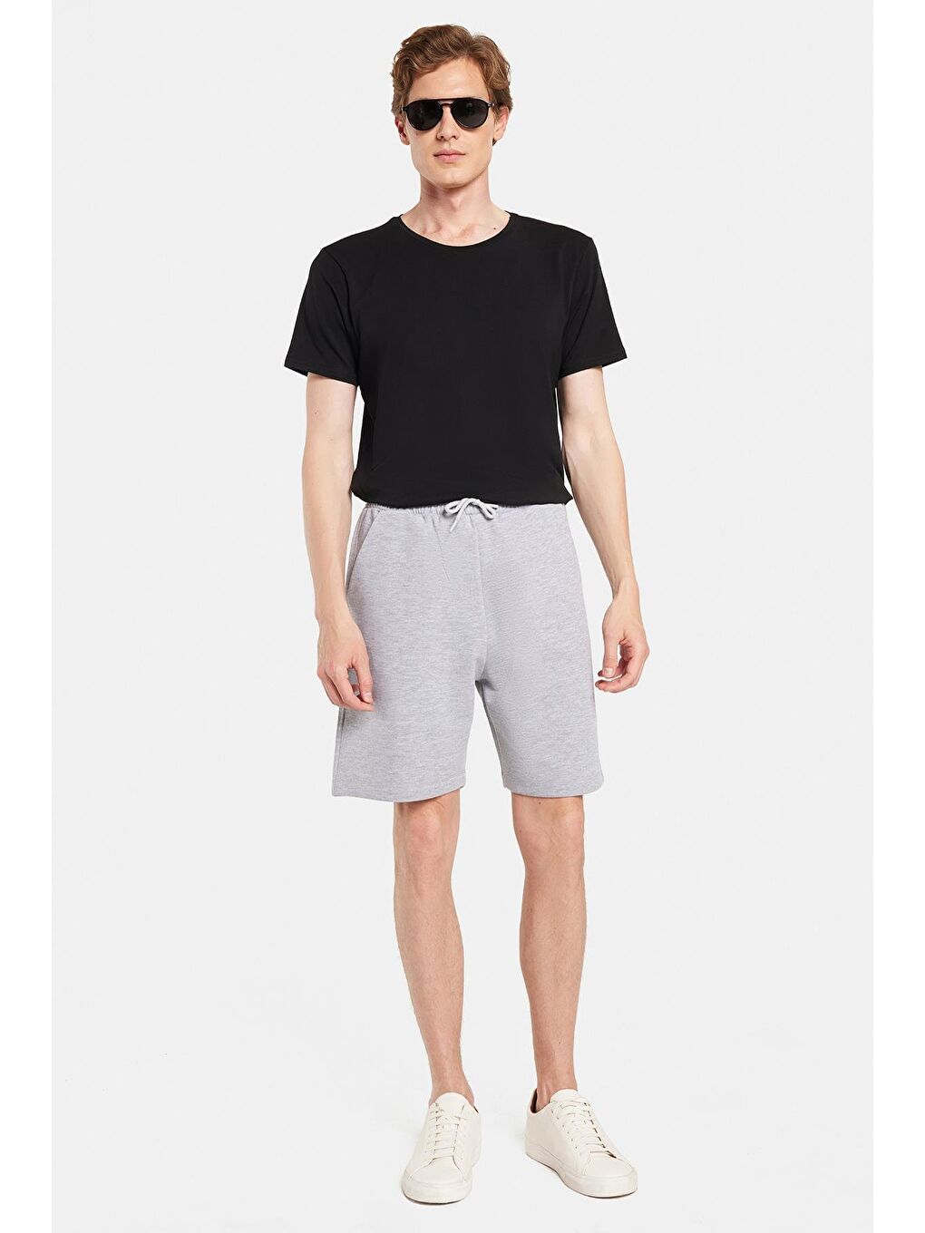 Erkek Relax Fit Rahat Kesim Yandan Cepli Gri Bermuda Şort-3