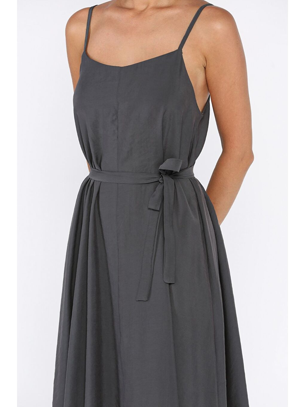 Antrasit İp Askılı Bağcıklı Kadın Elbise-3