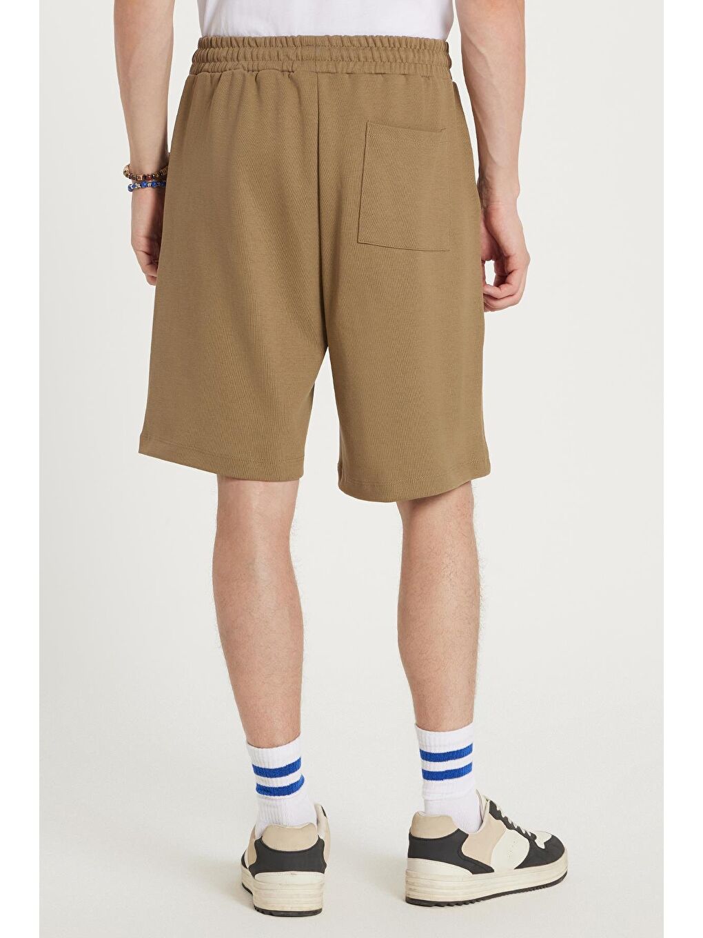 Erkek Relax Fit Rahat Kesim Yandan Cepli Yeşil Bermuda Şort-4