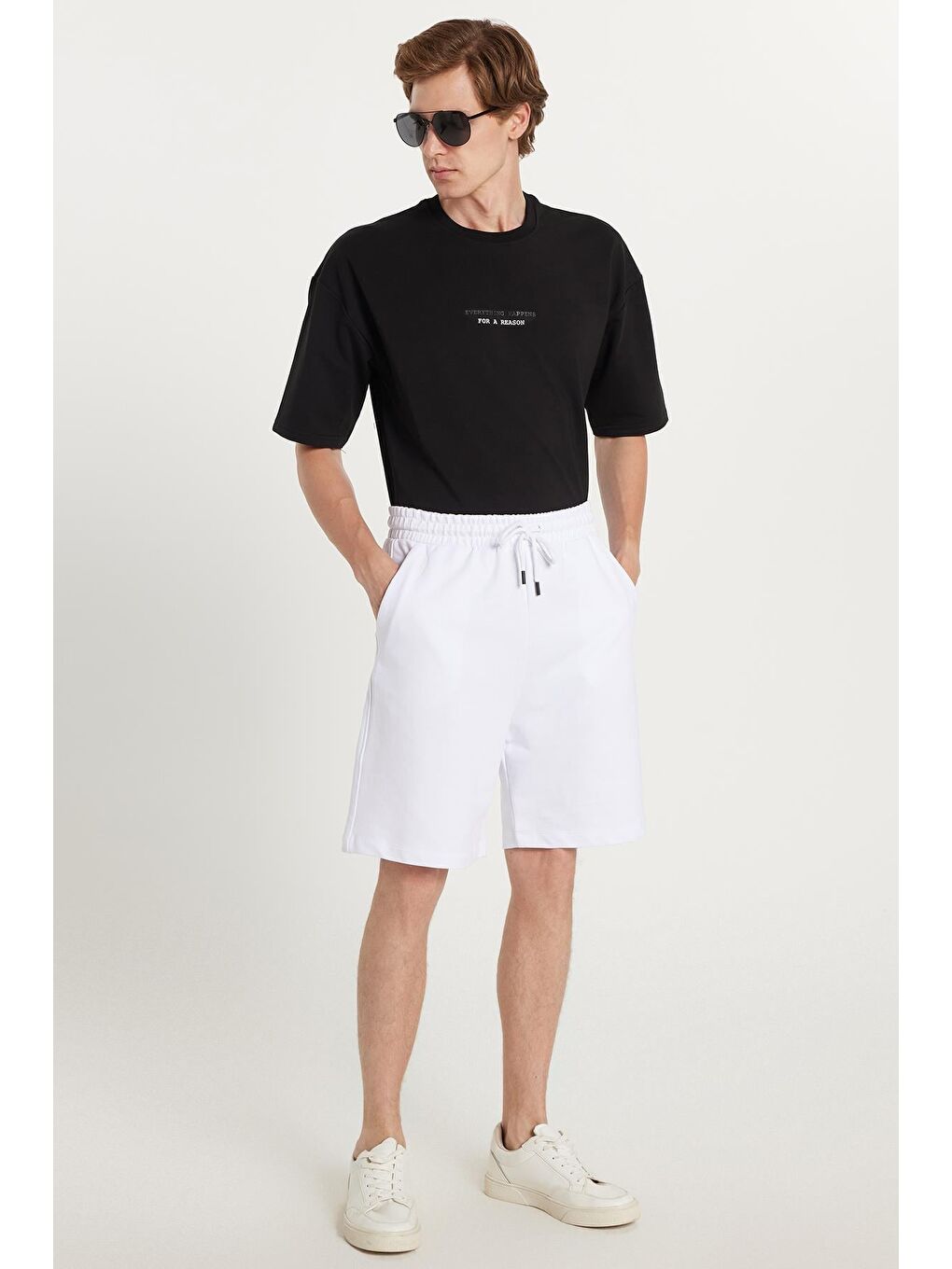 Erkek Relax Fit Rahat Kesim %100 Pamuk Beli Bağcıklı Beyaz Şort-3