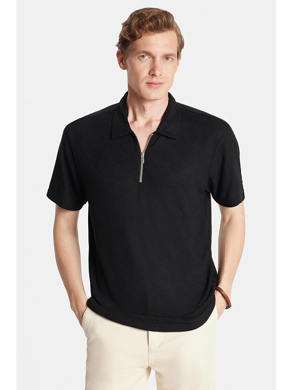 Erkek Slim Fit Dar Kesim Viskon Fermuarlı Polo Yaka Siyah Tişört
