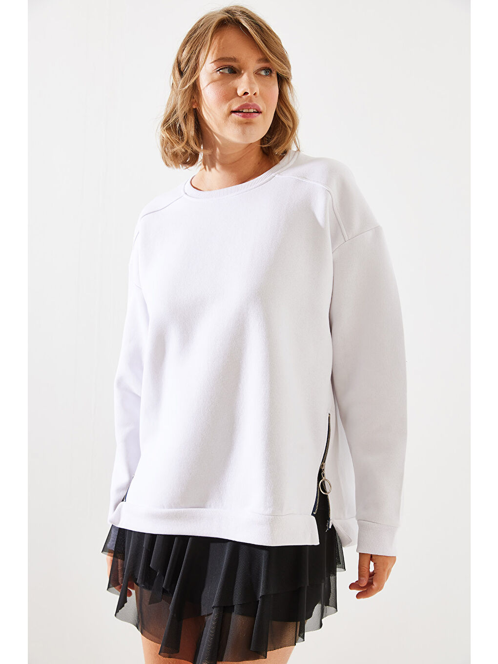 SHADE Beyaz Kadın Bisiklet Yaka Şardonlu Fermuar Detaylı Basic Sweatshirt - 4