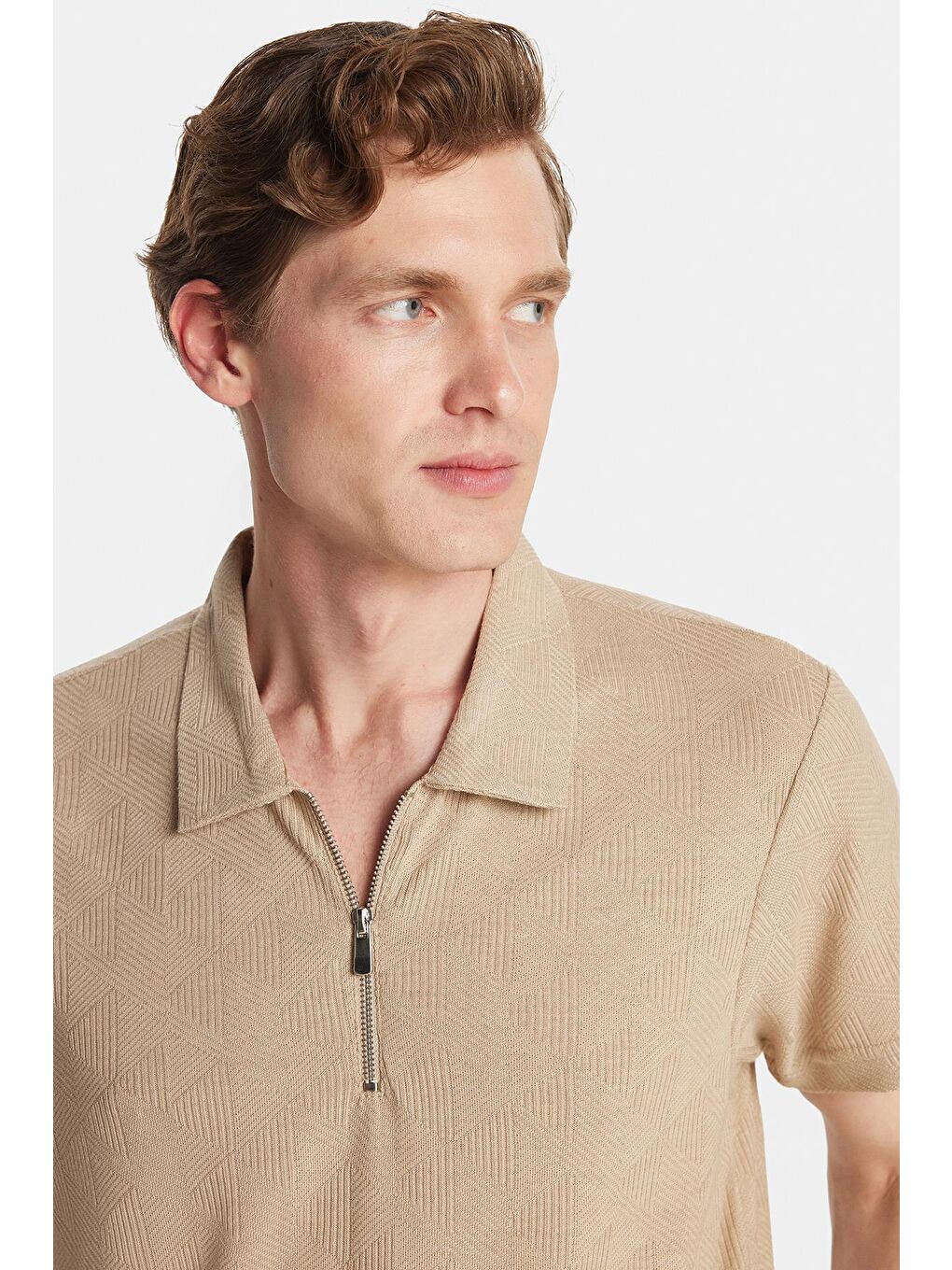 Erkek Slim Fit Dar Kesim Viskon Fermuarlı Polo Yaka Bej Tişört-1