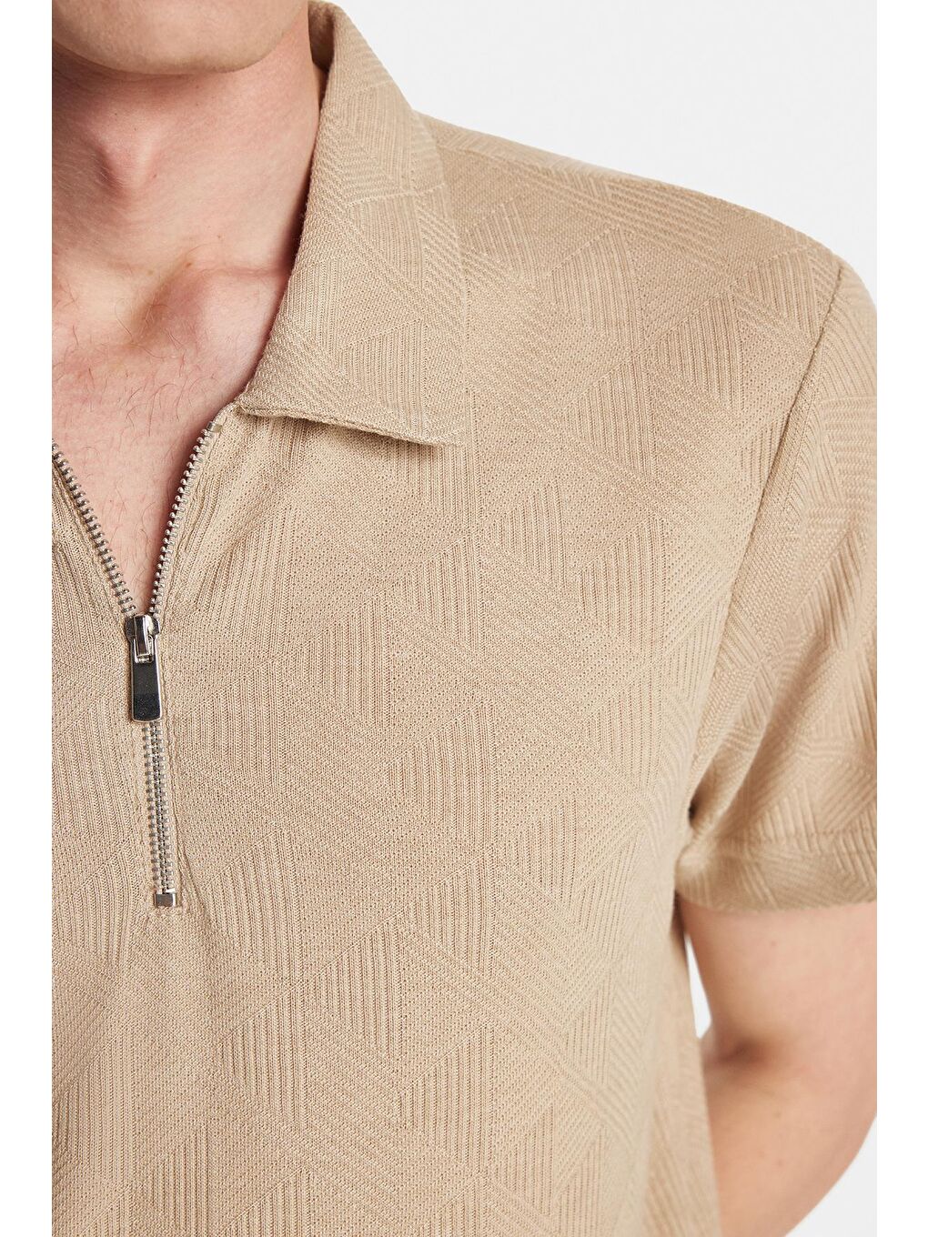 Erkek Slim Fit Dar Kesim Viskon Fermuarlı Polo Yaka Bej Tişört-2