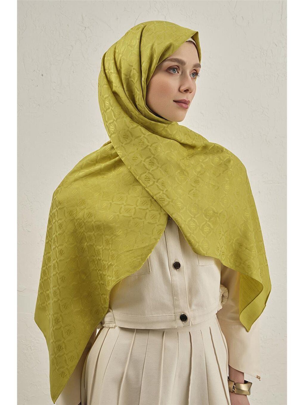 Sarı Pamuk Floş Monogram Zincir Şal 1 54-2