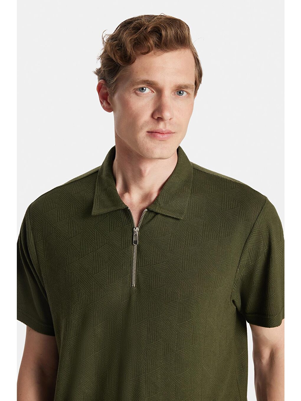 Erkek Slim Fit Dar Kesim Viskon Fermuarlı Polo Yaka Koyu Haki Tişört-1