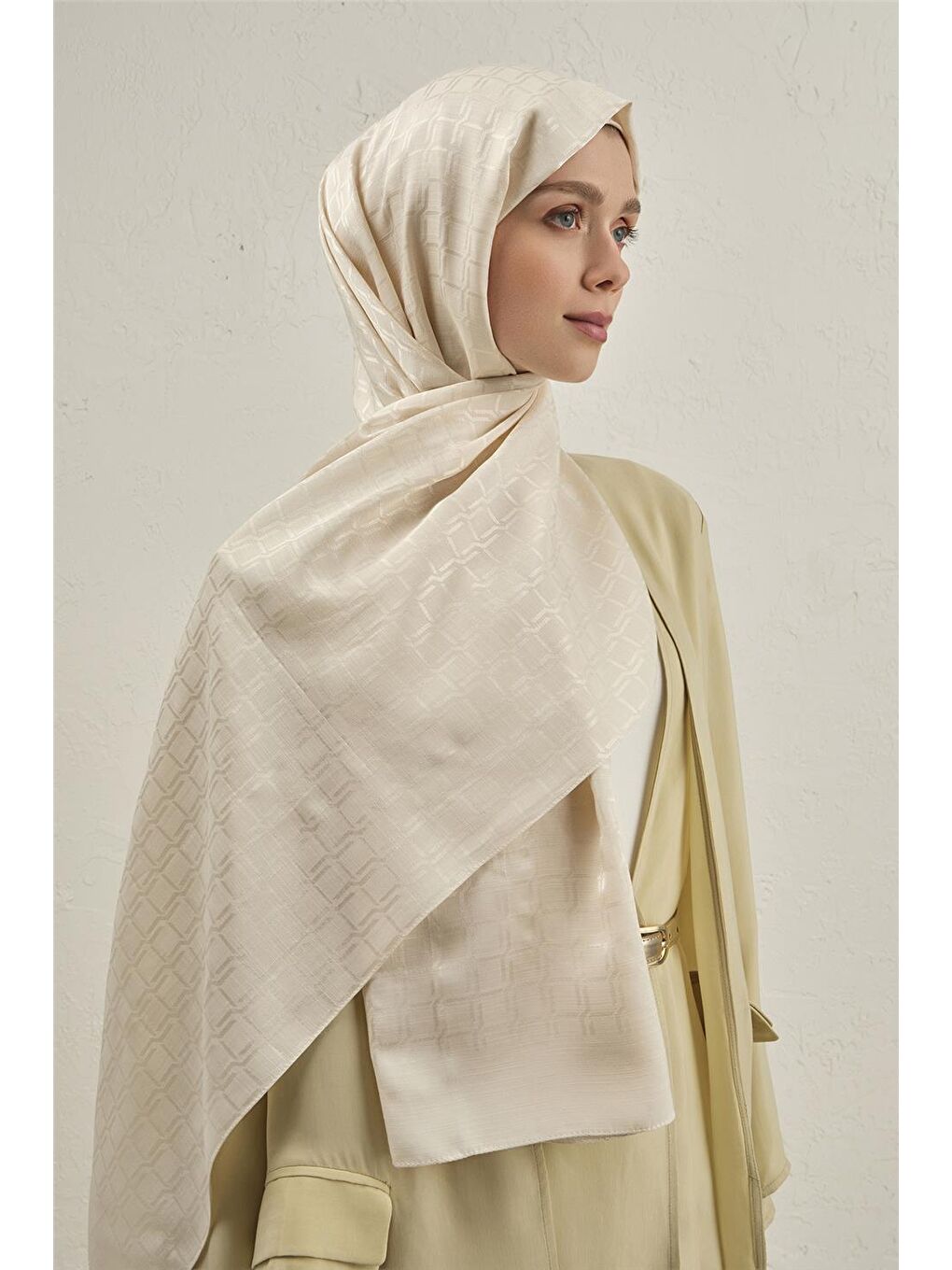 Ekru Pamuk Floş Çapraz Desen Şal 2 60-3