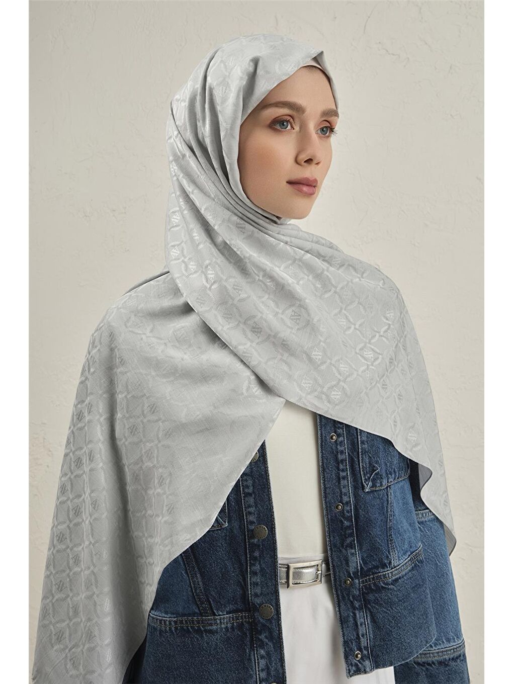Gri Pamuk Floş Monogram Zincir Şal 1 23-1