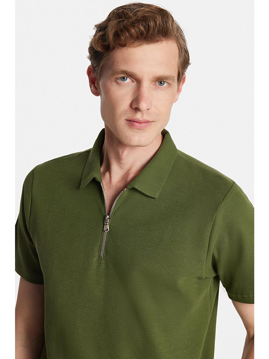 Erkek Slim Fit Dar Kesim %100 Pamuk Fermuarlı Yeşil Polo Yaka Tişört-1