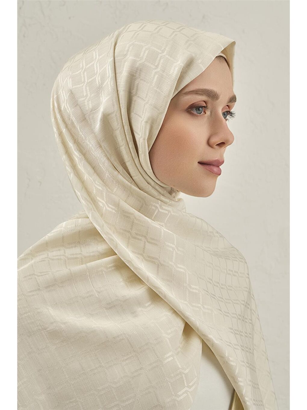 Ekru Pamuk Floş Çapraz Desen Şal 2 06-3