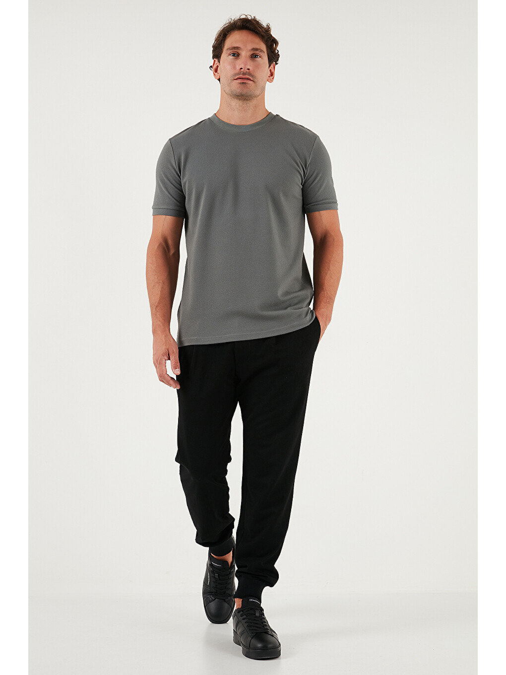 Haki Streç Pamuklu Slim Fit Sıfır Yaka Tişört 5902639-1
