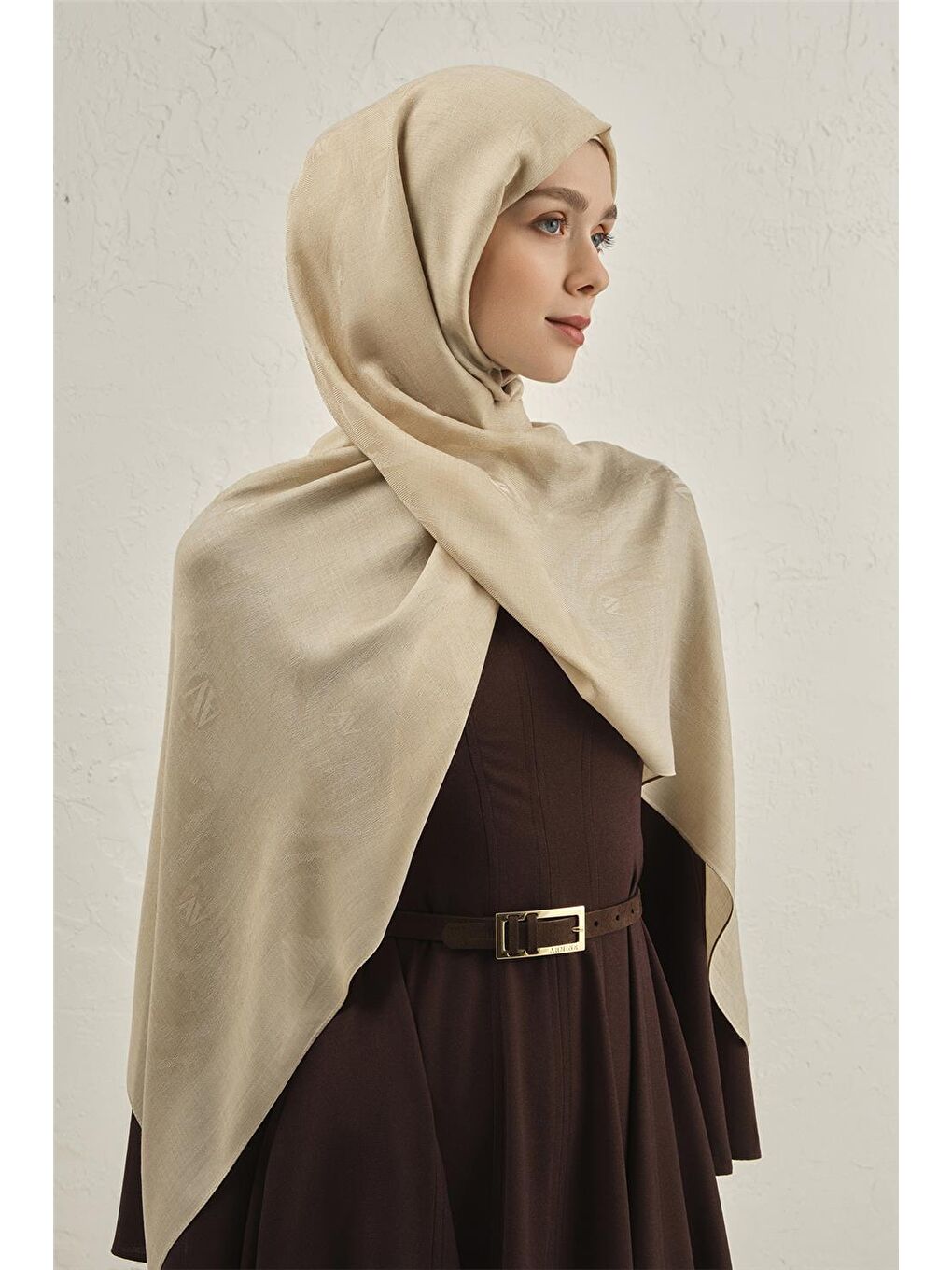 Bej Woolair Dalga Monogram Şal 1 04-1