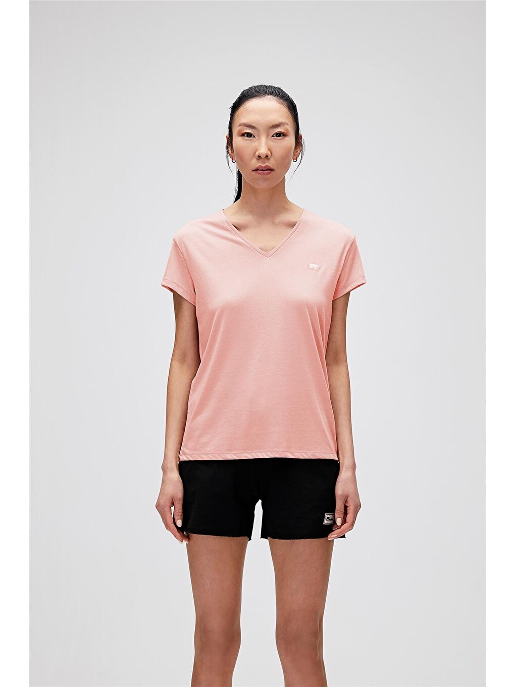 Violet V-Neck Pembe Logo Baskılı Basic Kadın Tişört