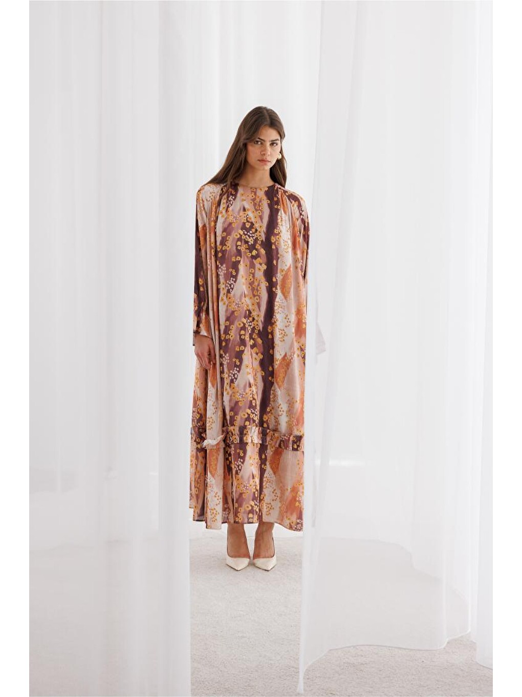 Pembe Desenli Floral Detaylı Maksi Elbise-6
