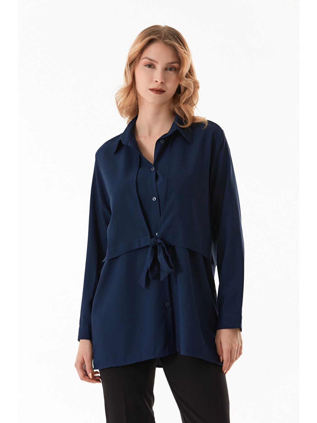 Lacivert Düğmeli Önü Bağlamalı Gömlek
