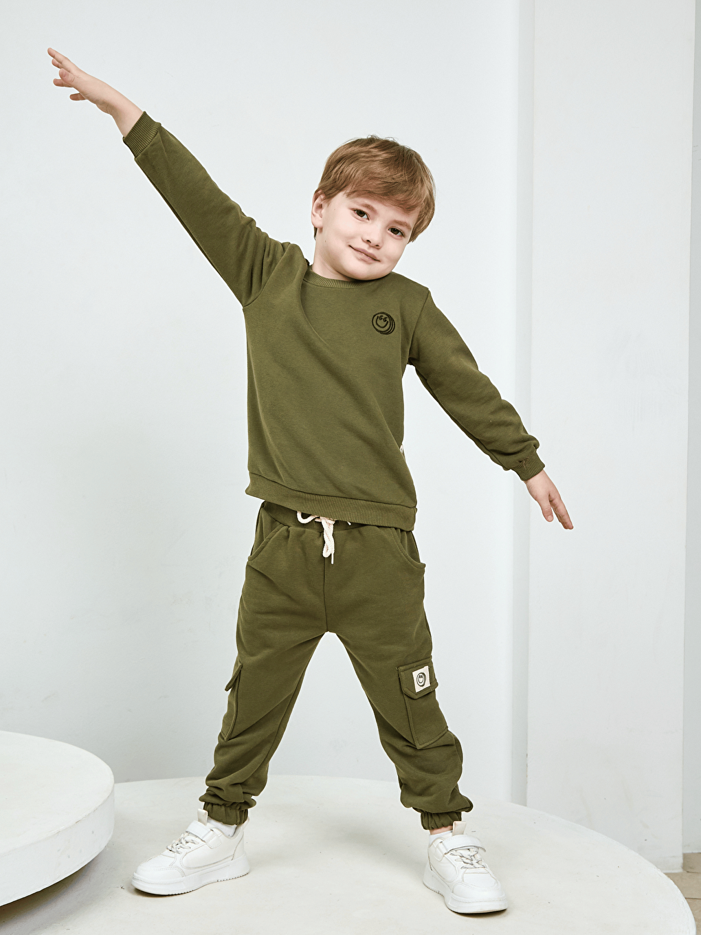 Haki Bisiklet Yaka Erkek Çocuk Basic Sweatshirt ve Eşofman Alt 2'li Takım-1