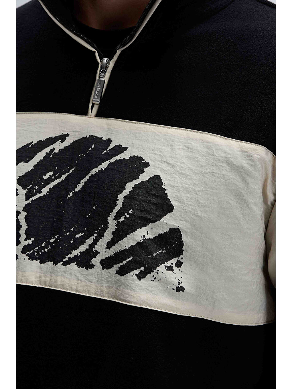 Siyah Logolu Renk Bloklu Regular Fit Yarım Fermuarlı Dik Yaka Sweat EM519-BK-4