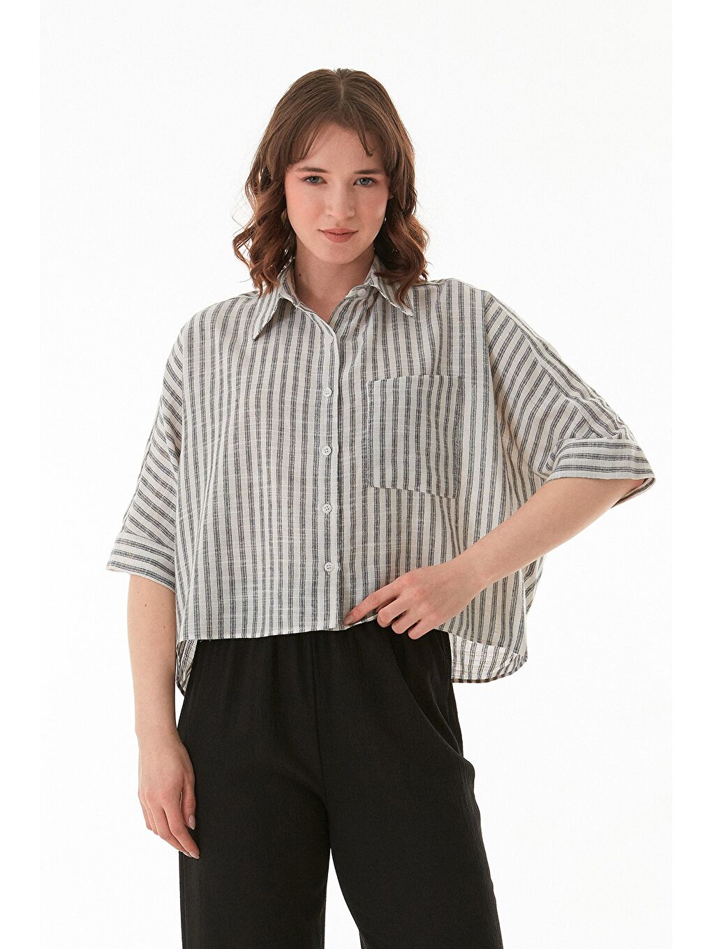 Antrasit Çizgili Oversize Crop Gömlek