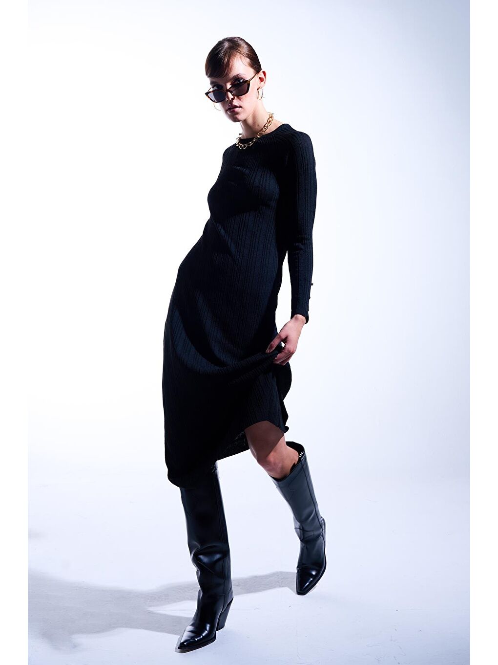 Siyah Fitilli Triko Elbise