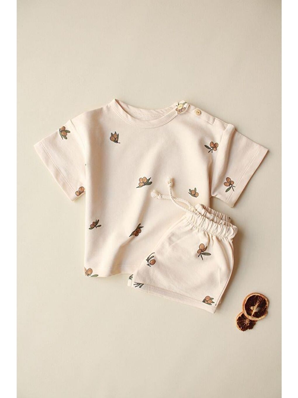 Bej Zeytin Baskılı Şortlu Takım-3