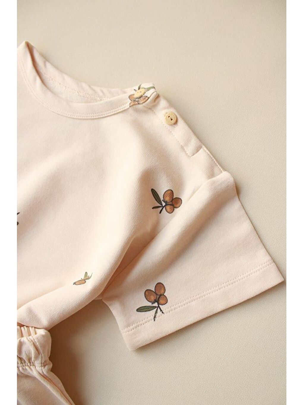 Bej Zeytin Baskılı Şortlu Takım-7