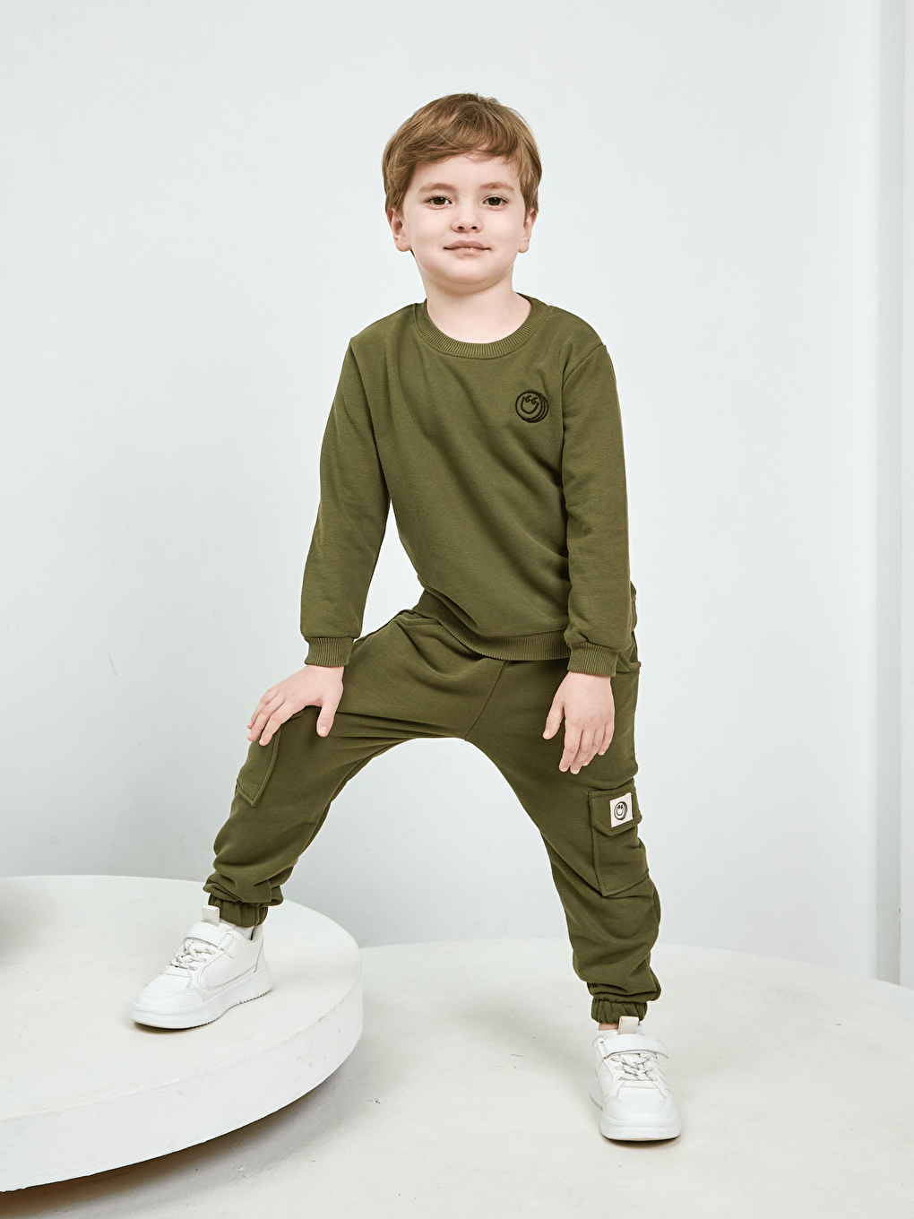 Haki Bisiklet Yaka Erkek Çocuk Basic Sweatshirt ve Eşofman Alt 2'li Takım-4